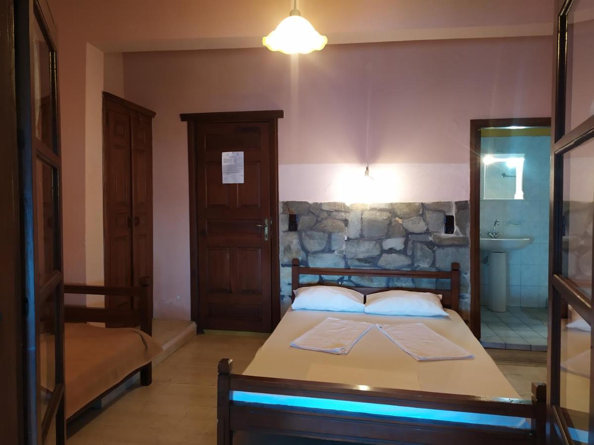 טסגרדה Triple Studio Room With The Most Beatifull View In Mylopotamos מראה חיצוני תמונה