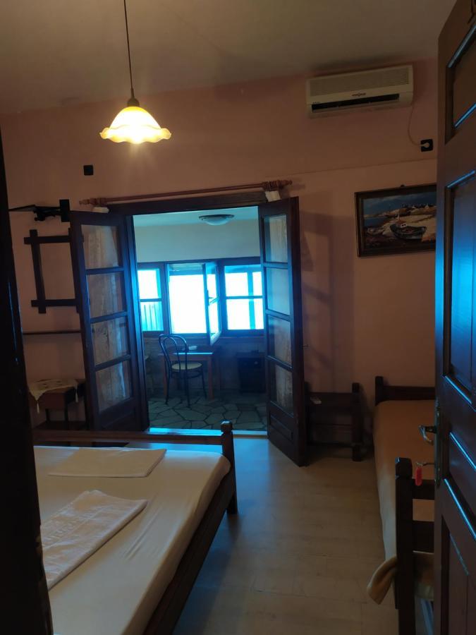 טסגרדה Triple Studio Room With The Most Beatifull View In Mylopotamos מראה חיצוני תמונה
